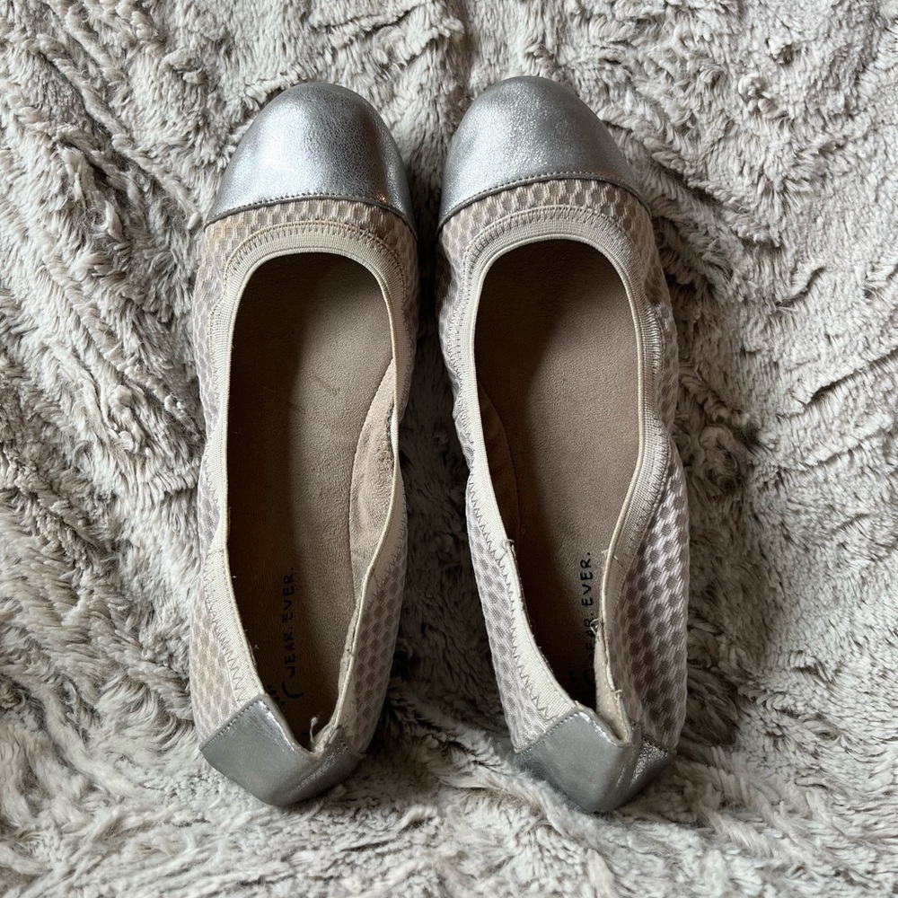 Wear Ever Flats